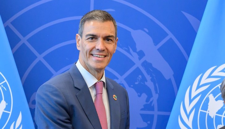 Мярката е част от усилията "за спиране на геноцида в Газа", заяви премиерът Педро Санчес