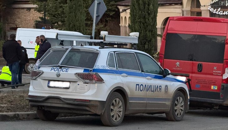 Откриха 4500 евро и чанта с лаптопи, засилена е охраната на курорта Откриха 4500 евро и чанта с лаптопи, засилена е охраната на курорта