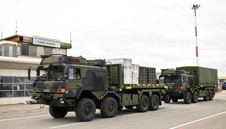 Премиерът Албин Курти обяви, че десетки косовски войници вече са обучени да работят с новите бойни системи