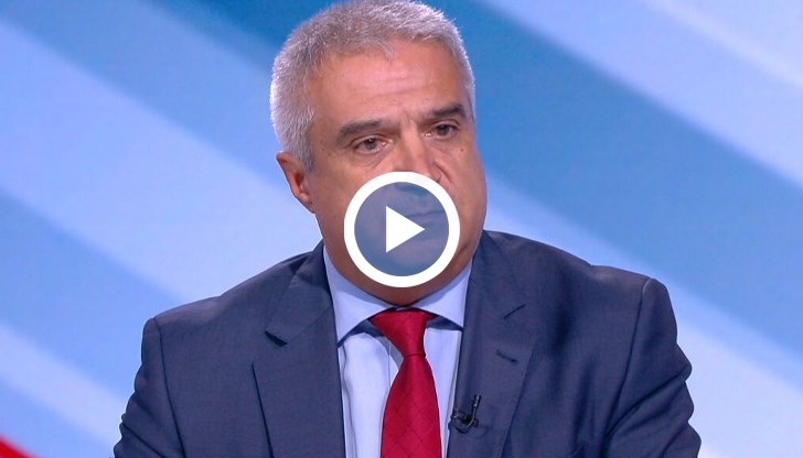 Председателят на АИКБ Румен Радев критикува популизма при решенията за пенсии и заплати