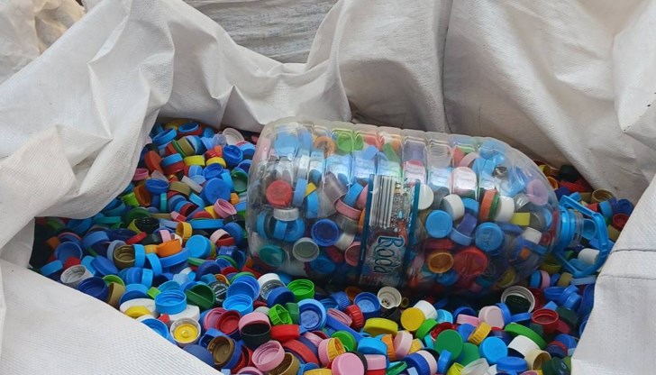 Инициативата "Капачки за бъдеще" организира акция на паркинга на хотел "Дунав"