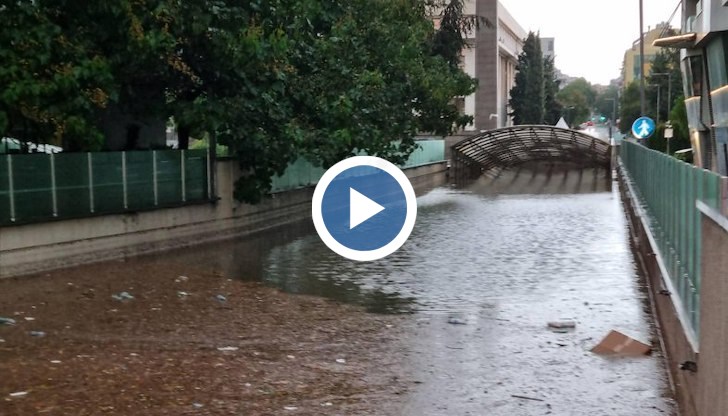 Четвърта жертва открита в опустошения курорт, доброволци се притесняват за здравни рискове