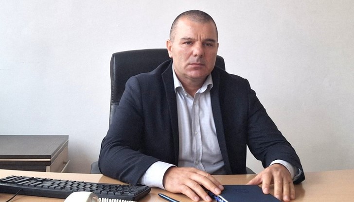 Главният инспектор бе представен пред състава от заместник-директора на ОДМВР – Пловдив Главният инспектор бе представен пред състава от заместник-директора на ОДМВР – Пловдив