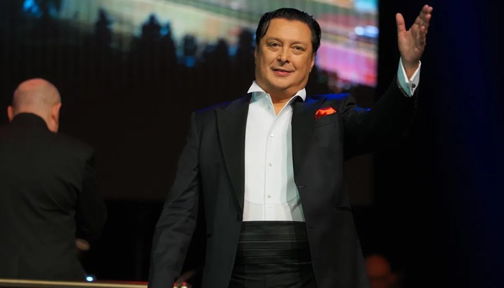 Джаз певецът отбелязва 30 години на сцената Джаз певецът отбелязва 30 години на сцената