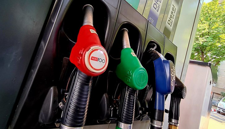 Красен Станчев: Санкциите срещу "Лукойл" ще имат краткосрочен ефект върху пазара Красен Станчев: Санкциите срещу "Лукойл" ще имат краткосрочен ефект върху пазара