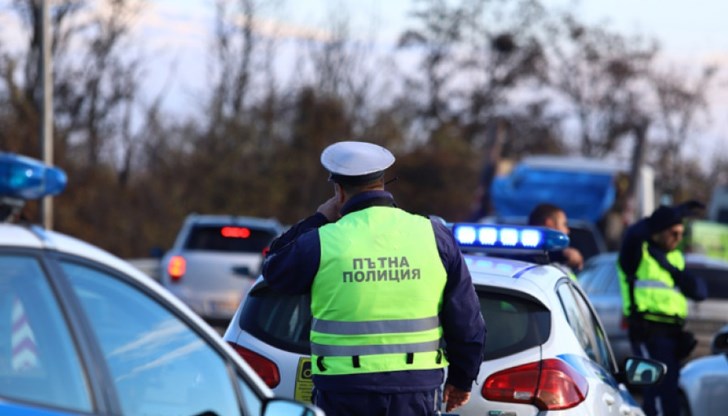 При 102-ри километър шофьорите се движат само в активната лента в посока София