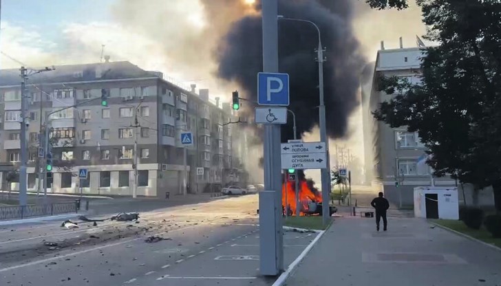 Киев нанесе удари по завод за взривни вещества и петролен терминал