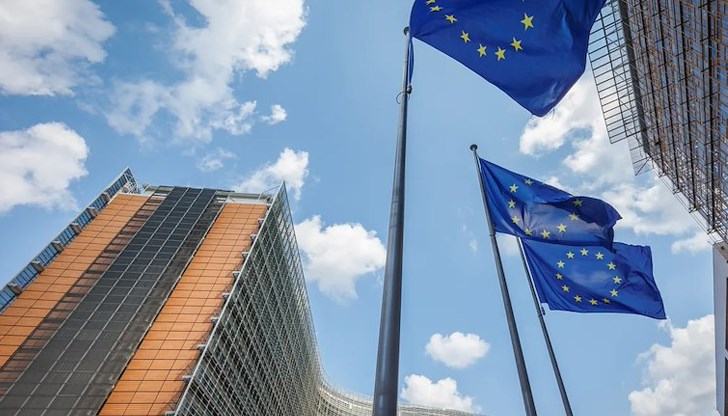 България изпълни 58 от 59 цели, но ще получи само 440 милиона евро – останалите 200 милиона са замразени заради проблеми с антикорупционната комисия България изпълни 58 от 59 цели, но ще получи само 440 милиона евро – останалите 200 милиона са замразени заради проблеми с антикорупционната комисия