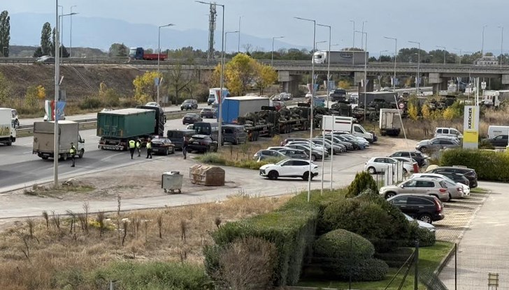 Инцидентът стана на Ботевградско шосе, няма ранени Инцидентът стана на Ботевградско шосе, няма ранени