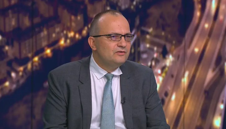 Депутатът от ПП-ДБ настоява за прозрачност след американските санкции срещу "Лукойл"