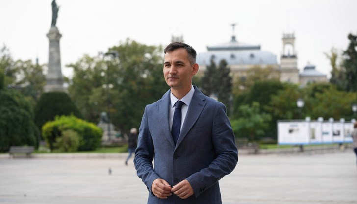 България има моралното задължение да отдаде дължимото на този голям писател, счита депутатът от ПП-ДББългария има моралното задължение да отдаде дължимото на този голям писател, счита депутатът от ПП-ДБ