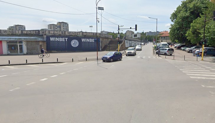 79-годишната жена бе пометена на кръстовището между улиците "Тича" и "Чипровци"