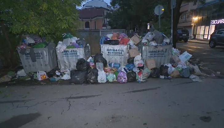 Васил Терзиев дава обяснения за кризата с боклука