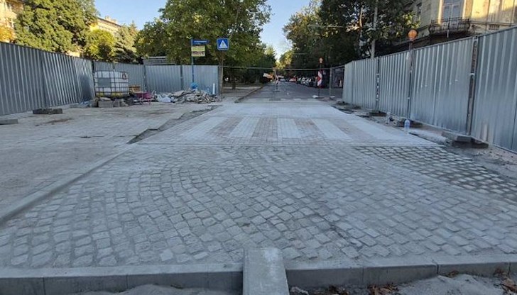 Констатирани са некачествено изпълнени строителни дейности на повдигнатото кръстовище при бул. "Цар Освободител" Констатирани са некачествено изпълнени строителни дейности на повдигнатото кръстовище при бул. "Цар Освободител"