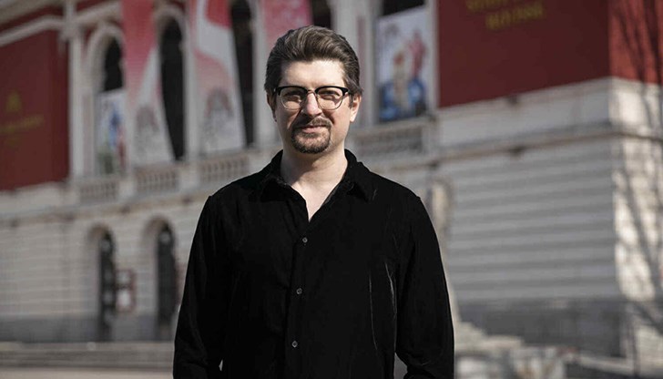 Румънският тенор дебютира в ролята на Ринучо от операта "Джани Скики" тази неделя Румънският тенор дебютира в ролята на Ринучо от операта "Джани Скики" тази неделя