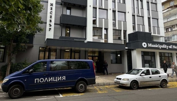 Разследват строителни документи след наводненията, отнели четири живота