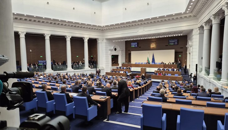 Промените касаят въвеждането на нов задължителен учебен предмет "Добродетели и религия"