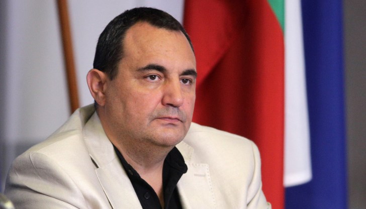 Директорът на ОДМВР-Пазарджик подаде оставка, докато ГЕРБ официализира зависимостта от ДПС-Ново начало Директорът на ОДМВР-Пазарджик подаде оставка, докато ГЕРБ официализира зависимостта от ДПС-Ново начало