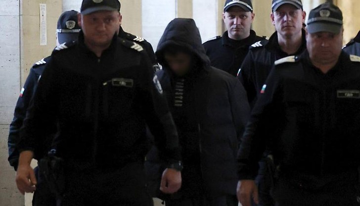 Медици прецениха, че 15-годишният Георги се нуждае от изследвания Медици прецениха, че 15-годишният Георги се нуждае от изследвания