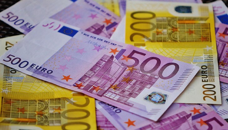 Премиерът Андрей Пленкович обяви решението от Брюксел, въпреки призивите на работодателите за отлагане