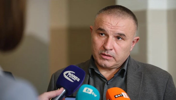 Федерацията по щанги спря парите на Карлос Насар