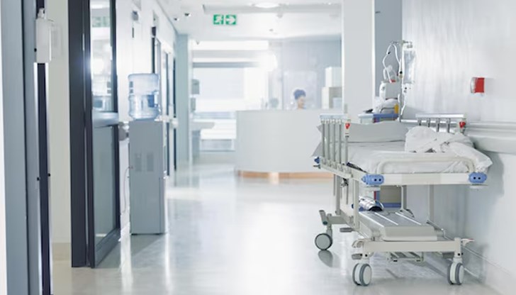 Щефания Сабо, на 37 години, директор на болница в Бузъу, намерена мъртва от колега Щефания Сабо, на 37 години, директор на болница в Бузъу, намерена мъртва от колега