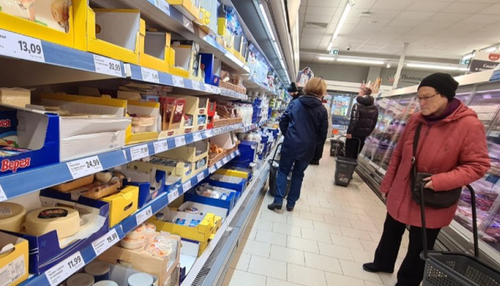 Бензиностанции масово затварят в Северна Гърция заради разликата от над 50 цента на литър