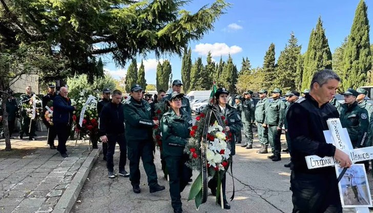 Главен боцман Стефан Иванов загуби живота си по време на спасителна операция на 3 октомври