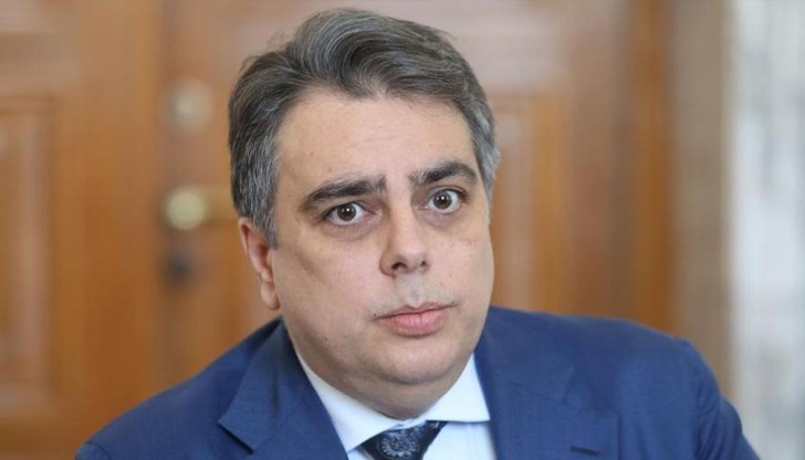 Лидерът на ПП алармира, че 200 милиона за медиците ще струват 1,8 милиарда допълнително на гражданите и фирмите