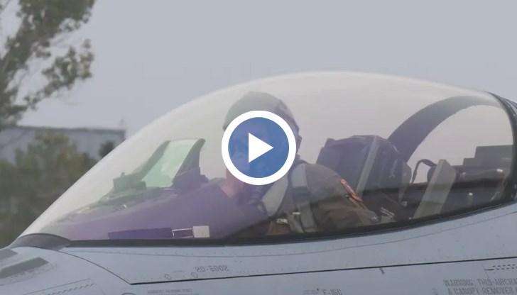 Шест от осемте планирани за 2025 година модерни бойни самолета вече са в страната