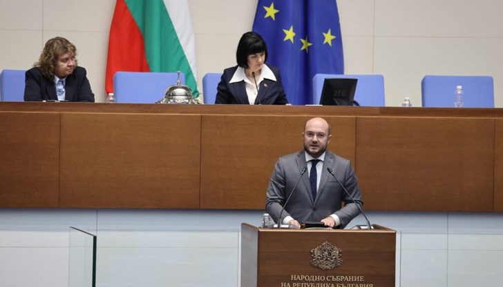 Министърът на правосъдието настоя за "решителен отпор" от Съдийската и Прокурорската колегии