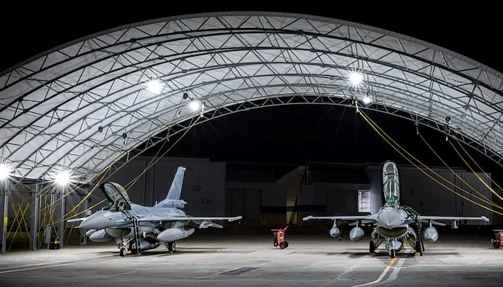 Адмирал Емил Ефтимов: До края на годината България ще има осем самолета Block 70