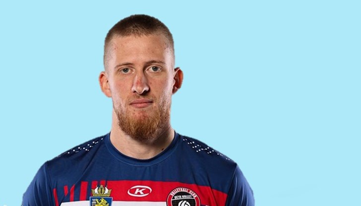 Познатият разпределител отново ще облече синята фланелка след шестгодишно прекъсване Познатият разпределител отново ще облече синята фланелка след шестгодишно прекъсване