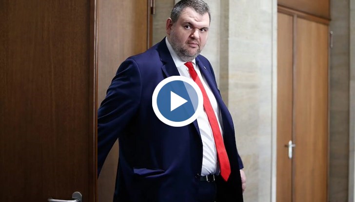 Партията твърди, че той нарушава санкциите "Магнитски" с банкови трансфери