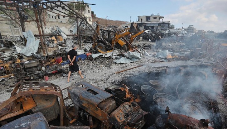 Един човек загина, а други седем души са ранени при атаката