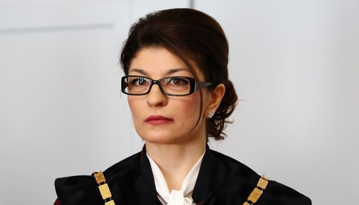 Делото е разпределено на конституционния съдия Десислава Атанасова