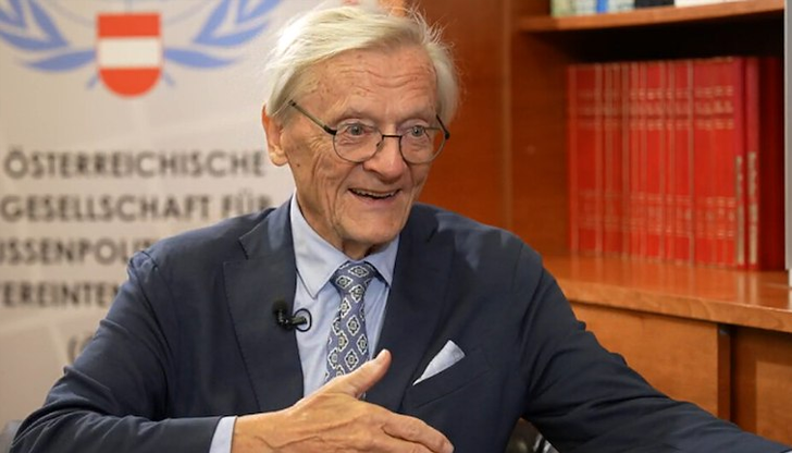 Бившият австрийски канцлер споделя опита на Виена с преминаването към
