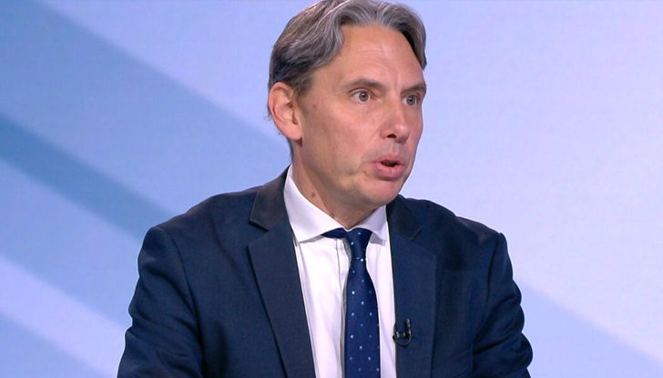 Депутатът от ПП-ДБ критикува скандалните текстове, които изтекоха днес след