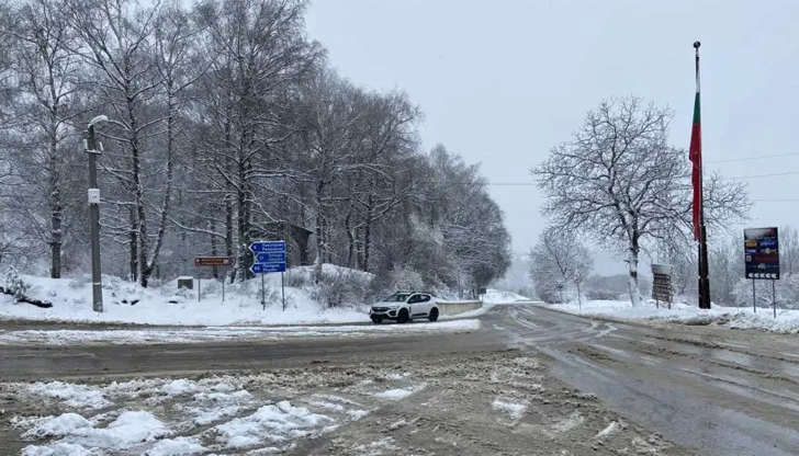 Властите умоляват водачите да не пътуват, ако не са подготвени
