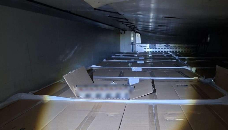 Двама полски граждани опитаха да вкарат нелегално стоката в Румъния