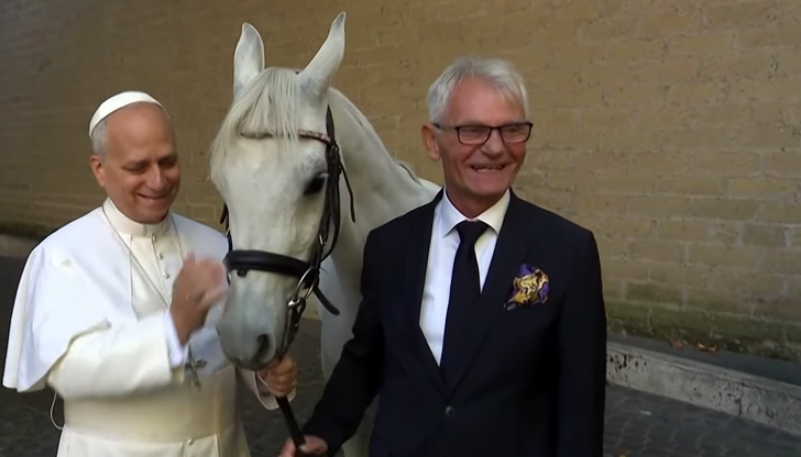 Конят на име Протон ще бъде продаден на търг, а