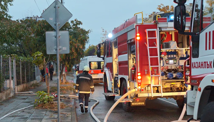 Собственикът излезе навън преди огънят да се разпространи, има леко
