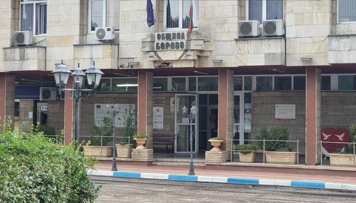 Екранът ще струва 13 400 лева и чака одобрение от