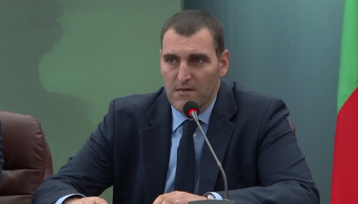 Френските власти издадоха европейски заповеди за арест на обвиняемите за