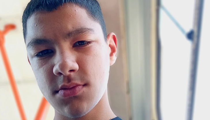 Убитото в столичен мол момче е било щангист15-годишното момче, което