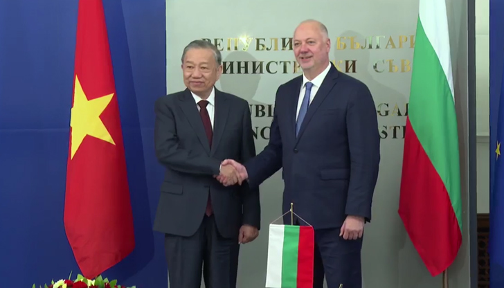 Премиерът се срещна с генералния секретар То Лам, отношенията са