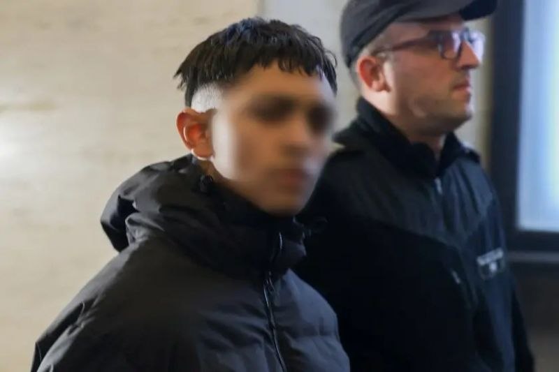 Защитата на 15-годишния младеж поиска домашен арест, но няма да