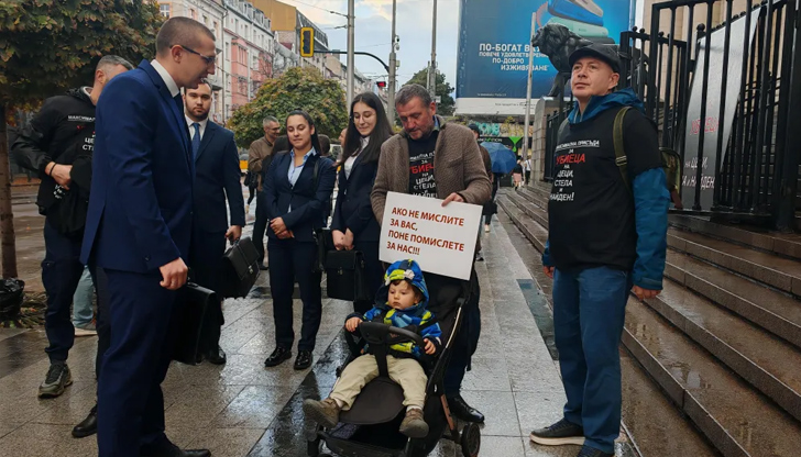 Шофьорът, убил трима, е бил пиян, без книжка и с