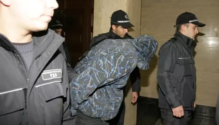 Трима наши сънародници получиха присъди от 22 до 30 месеца