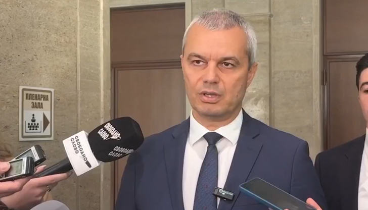 България навлиза в дългова спирала, краят е фалитБългария е в